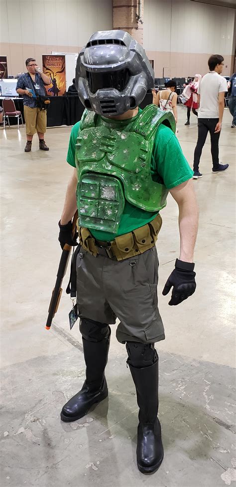 Muh DoomGuy cosplay for Anime Next : Doom