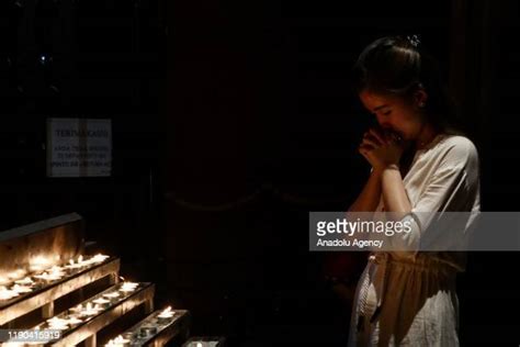 Christmas In Indonesia Photos and Premium High Res Pictures - Getty Images