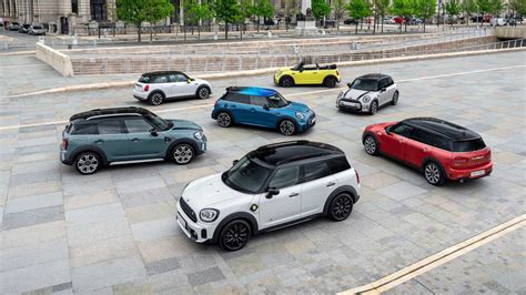 Mini Cooper Colors 2024 - magda ursulina