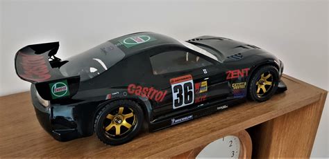 O_Tamiya TT-01 with Castrol Toyota Supra body - RC Driver