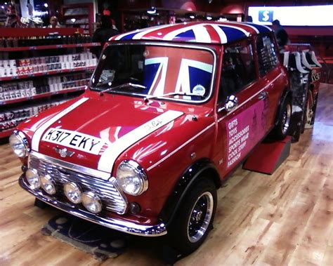 Mini cooper union jack roof