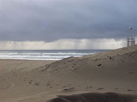 Oregon Coast - Astoria, Oregon | Walk on the sandy beaches … | Flickr ...