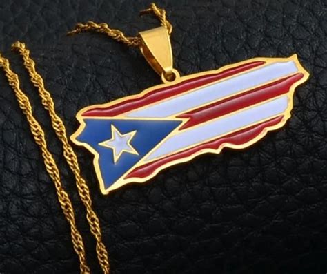 Puerto Rico Flag/Map Pendant in 2021 | Cool necklaces, Gold necklace ...