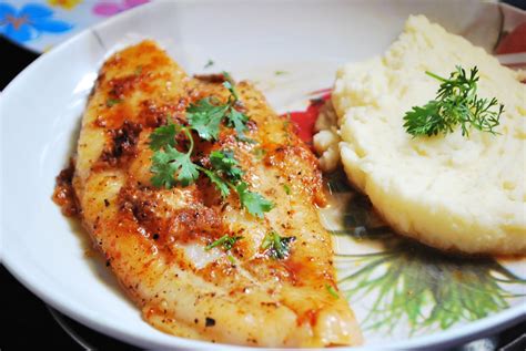 Pan Cuisine: Pan seared Basa Fish Fillet with creamy Potato mash!!!