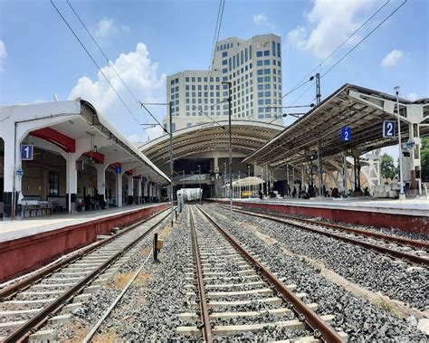 Gandhinagar railway station hotel: रेलवे स्टेशन पर 300 रूम का फाइव ...