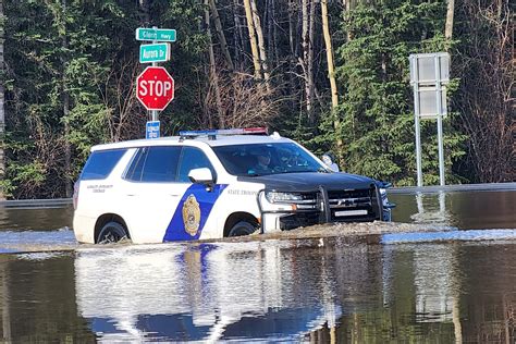 Flooding closes Glennallen schools as high water continues to inundate ...