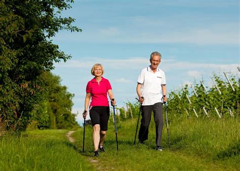 WSHG.NET BLOG | 7 Benefits of Walking for Seniors | Featured, The ...