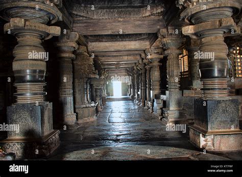 Inside view of the Hoysaleswara Temple, Hoysala style, Halebidu ...