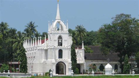 Churches in Goa | Popular Must Visit Church in North & South Goa