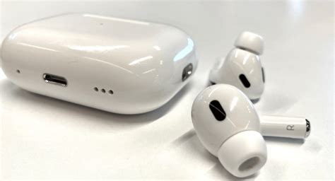 Airpods Pro 2 Call Quality Review - Hollyland