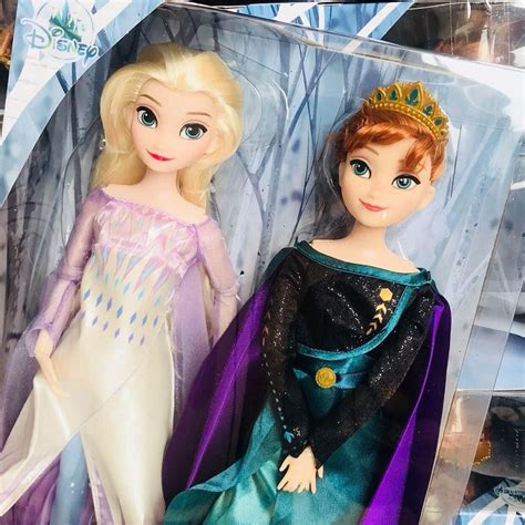 PO Frozen II Elsa & Anna Doll (6-10 June), Babies & Kids, Toys ...