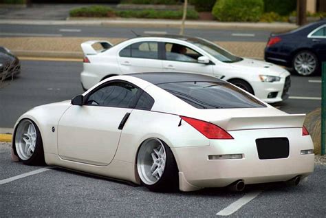 Nissan 350Z 2003-2008 Duckbill Style 1 Piece Polyurethane Rear Wing Spoiler