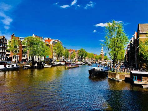 Amsterdam walking tour | OutdoorTrip