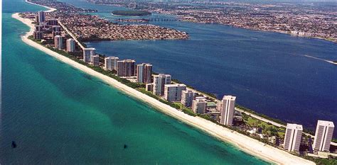 Monuments of the world: Palm Beach Island, Florida United States