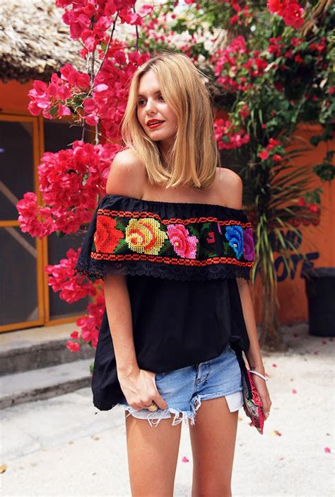 What to Wear to Your Cinco de Mayo Fiesta | Mexican fashion, Style ...