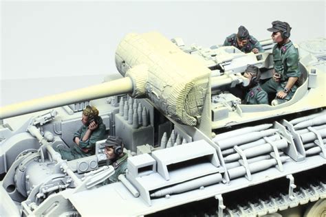 Toys & Hobbies 1:35 German Panzer Panther Tank Crew World War 2 5 ...