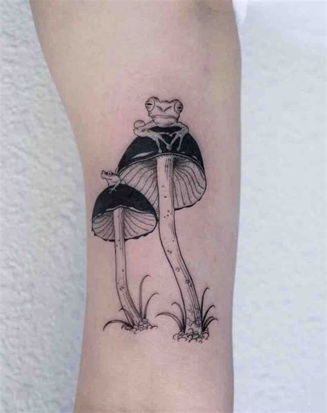 28 Enchanting Mushroom Tattoos | Mushroom tattoos, Cool tattoos, Pretty ...