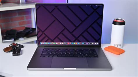 Apple MacBook Pro 16 Review | 2023 M2 Max Performance