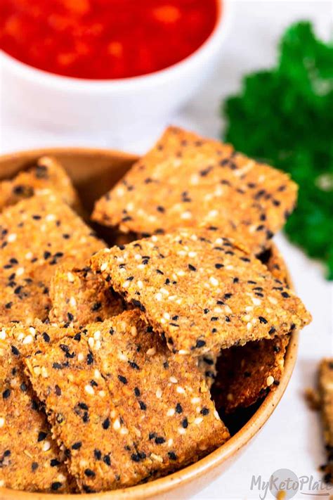 Homemade Flaxseed Crackers - MyKetoPlate