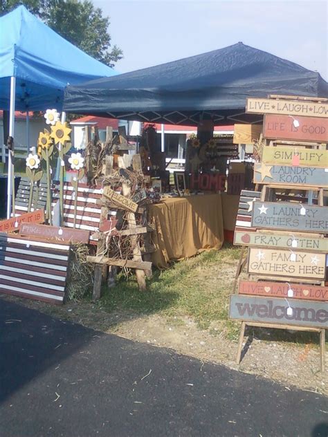 Pin by Kathy McLeish on Windy Hill Primitives | Craft booth displays ...