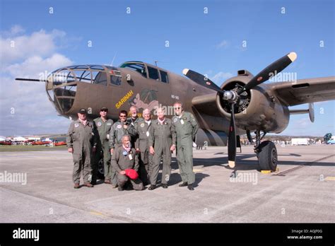 Crew of the B25 Mitchell bomber Stock Photo: 14223663 - Alamy