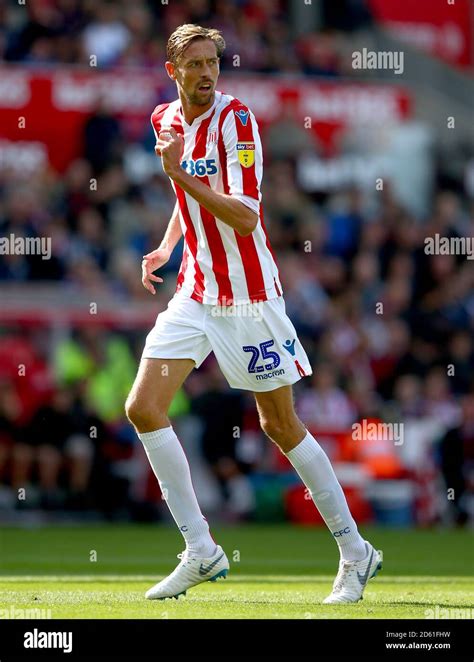 Stoke City's Peter Crouch Stock Photo - Alamy