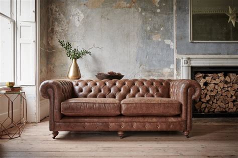 Colour palettes to complement your brown leather sofa