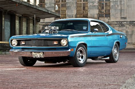 This Throwback Tunnel Ram 1971 Plymouth Duster Reminds Us Why The 80s ...