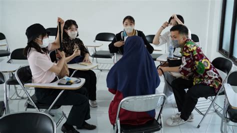 Visiting Madina Zone, CHUO University Tokyo Students Get to Know ZISWAF ...