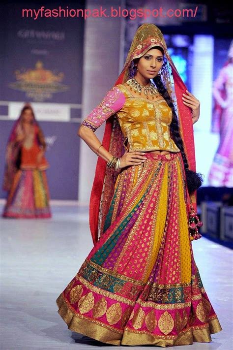 Latest Fashion For Girls: Rajasthani Lehenga