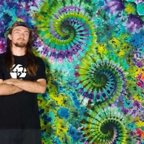 Video How tie-dye helped this artist with substance abuse recovery ...