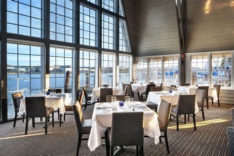 Annapolis Waterfront Seafood Restaurant | Dining with a View