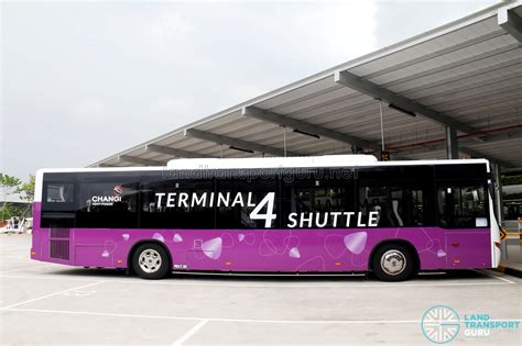 Airport shuttle bus - comicres