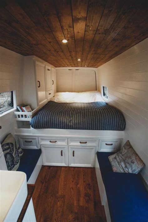 Couple’s Amazing Mercedes Sprinter Van Conversion | Van conversion ...