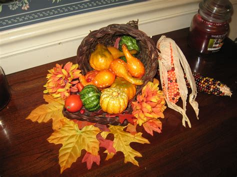 Fall Decorations - Thanksgiving Decorating Ideas | hubpages