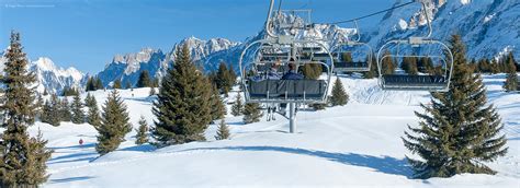 Les Houches Ski Resort Review - French Alps - MountainPassions