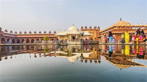 Fatehpur Sikri - History, Architecture, Timings, Built By | Adotrip