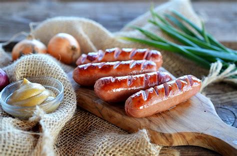 10 Tasty Summer Sausage Recipes