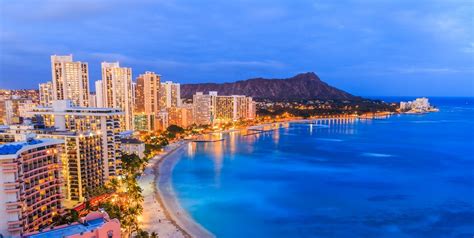 10 Most Dreamy Waikiki Beach Hotels with Ocean Views - HotelsCombined ...