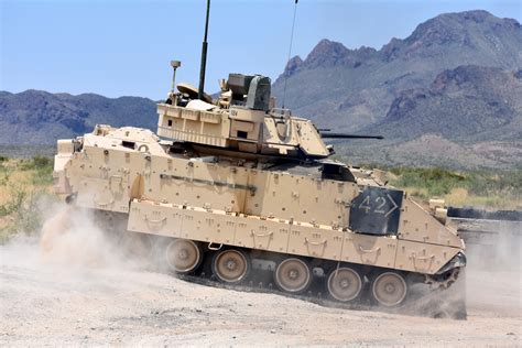 SNAFU!: M2A3 Bradley Fighting Vehicle crew shoots the vehicle’s M242 ...