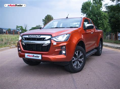 Isuzu D-Max 3.0 LSE Extended Cab (2022) - Review - Expert Isuzu D-Max ...