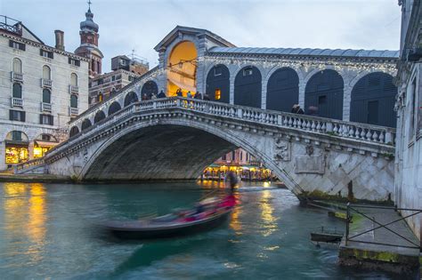 The Rialto Bridge is among most famous bridges in Venice and the oldest ...