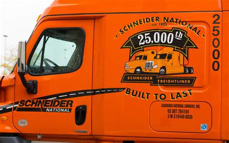 Schneider National Freightliner Cascadia