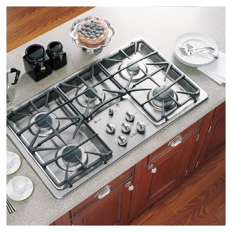 Shop GE Profile 36-Inch 5-Burner Gas Cooktop (Color: Stainless Steel ...