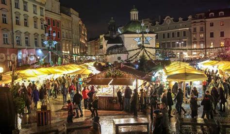 7 Reasons You Should Visit Krakow Christmas Market (Updated 2018)