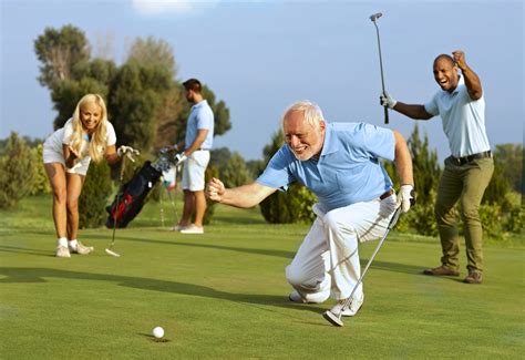 SLM | The Benefits Of Golf For Seniors