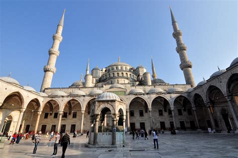 Blue Mosque History, Architecture, Hours | Istanbul Travel Blog