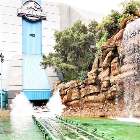 A Guide to Jurassic World: The Ride at Universal Studios Hollywood