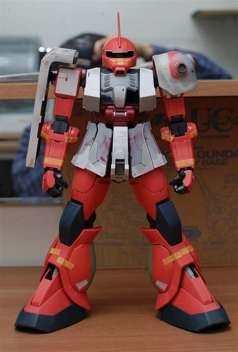 Custom Build: PG 1/60 Char's Zaku II [Detailed]