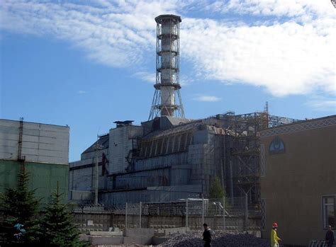 Chernobyl Nuclear Power Plant sarcophagus - Wikipedia